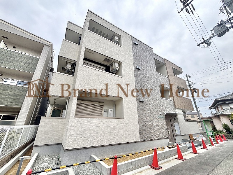 敷地内・建物