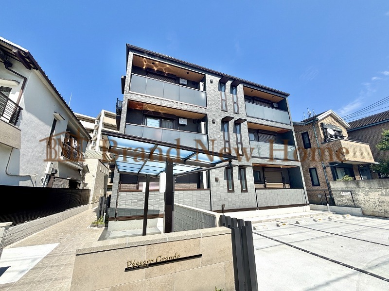 敷地内・建物