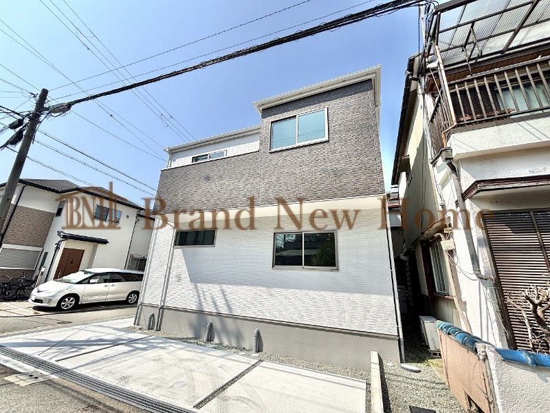 敷地内・建物