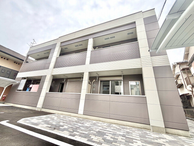 12898970/建物外観