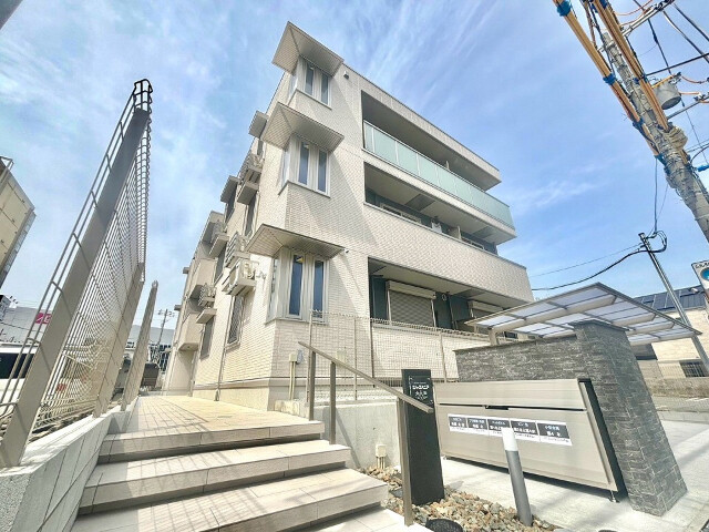 9461368/建物外観